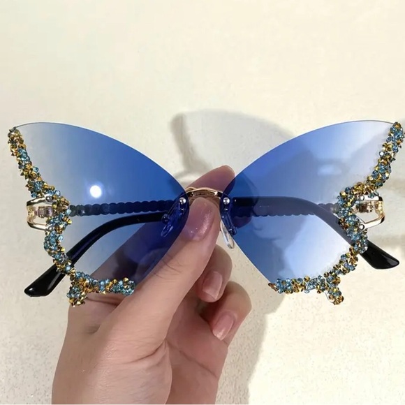 Brand new still in bag adorable y2k glam shades - Picture 4 of 6